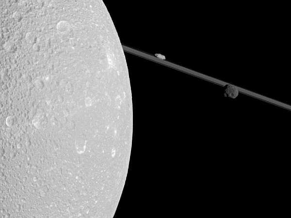 Изображение NASA / JPL-Caltech / Space Science Institute.
